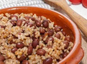 arroz y frijoles