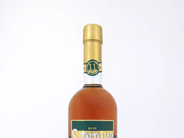 Ron-Santero-11-años-botella-Tecnoazucar