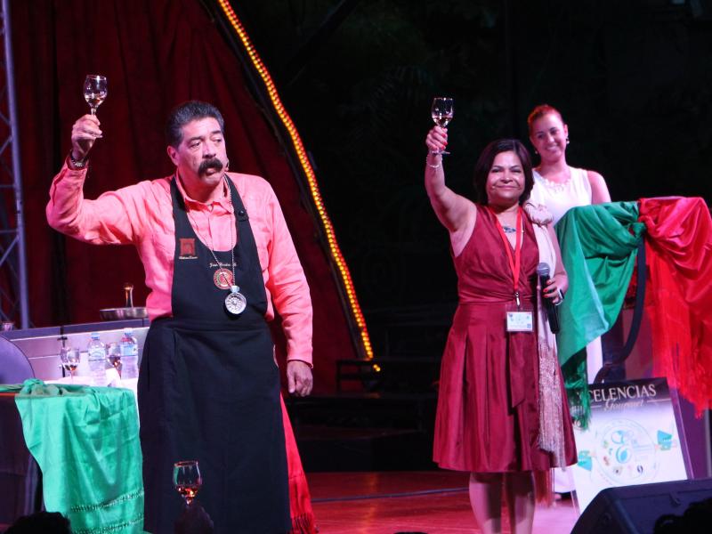 Seminario Gastronómico Internacional Excelencias Gourmet-Chocolate-con-tequila