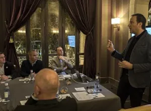 Reimagine Food y Makro se unen para descifrar las claves de la digitalización en el sector de la restauración
