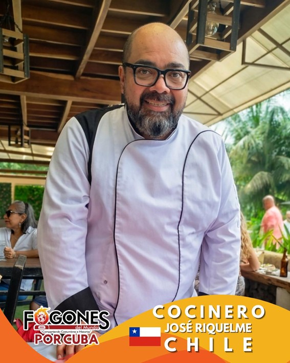 Chef José Luis Riquelme, experto en neurogastronomía y cocina molecular"
