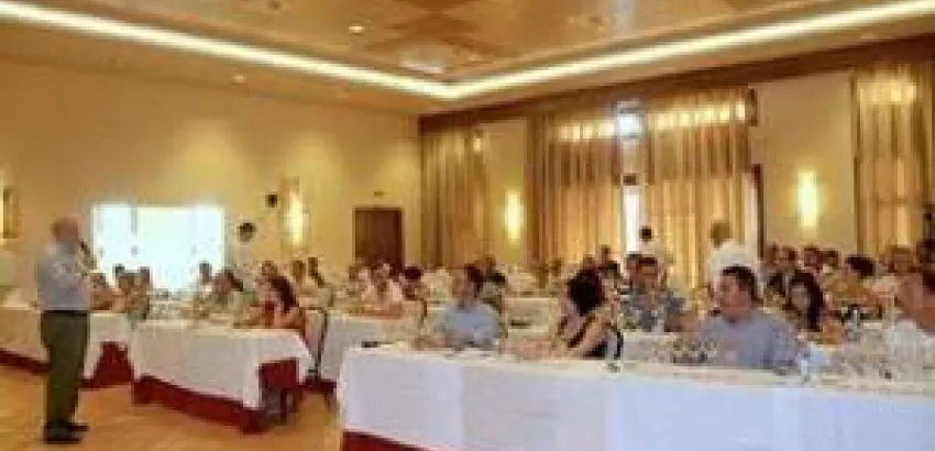 Fuerte El Rompido participa en la campaña de promoción de los vinos de Huelva y los productos del Jabugo Fuerte El Rompido participa en la campaña de promoción de los vinos de Huelva y los productos del Jabugo