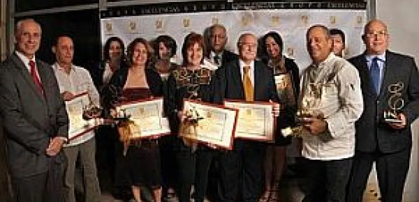 Entrega Grupo Excelencias sus Premios Excelencias Cuba 2013 Entrega Grupo Excelencias sus Premios Excelencias Cuba 2013