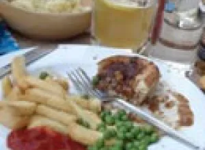 Españoles prefieren comida más barata pero no les importa pagar por la calidad