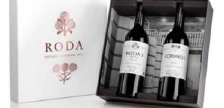 Bodegas RODA presenta esta Navidad un estuche Edición Limitada 2017 con dos grandes vinos de Rioja y Ribera del Duero Bodegas RODA presenta esta Navidad un estuche Edición Limitada 2017 con dos grandes vinos de Rioja y Ribera del Duero