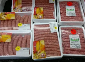 Francia pone en marcha el etiquetado de origen en la carne procesada y los productos lácteos