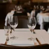Reservar en varios restaurantes: ¿libertad del cliente o amenaza para la hostelería?