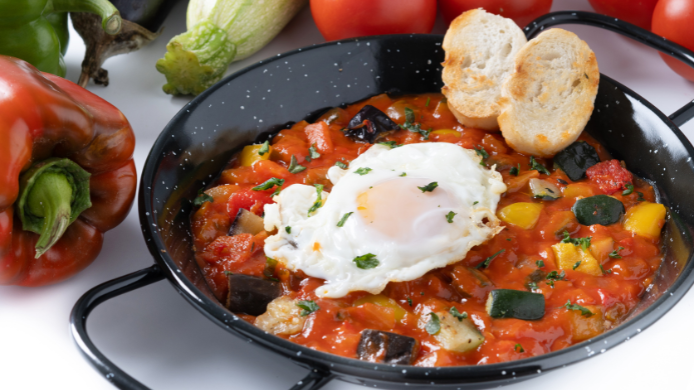 Pisto manchego con berenjena