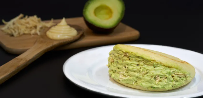 arepa reina pepiada arepa
