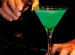 Los trucos secretos de un barman
