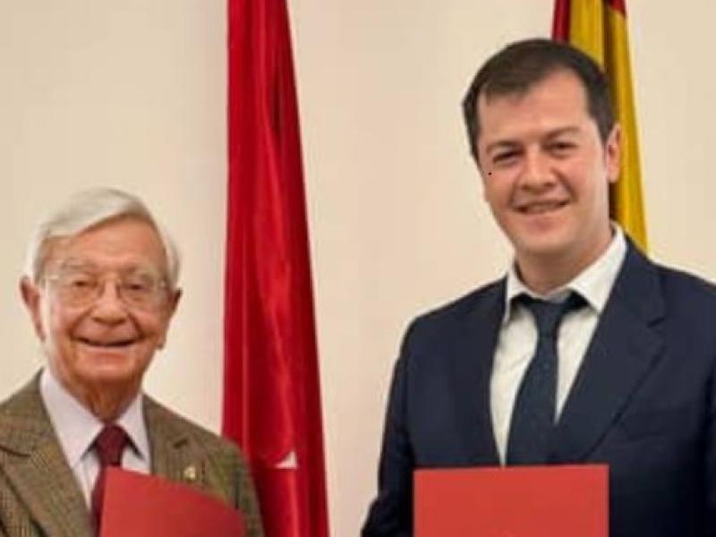 Luis Martín Izquierdo, director general de turismo de la Comunidad de Madrid, y Rafael Ansón, presidente de la Academia Iberoamericana de Gastronomí