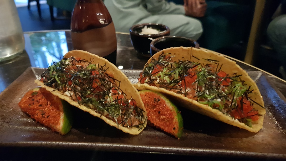 Platos de la gastronomía japonesa de Yakuza