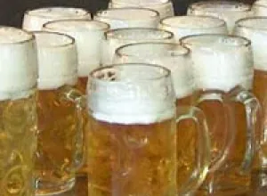 Los españoles beben menos cerveza pero más bebidas sin alcohol