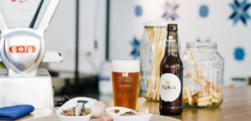 La gastronomía más exquisita de Valencia se da cita en una nueva edición de “De Tapas con Turia” La gastronomía más exquisita de Valencia se da cita en una nueva edición de “De Tapas con Turia”