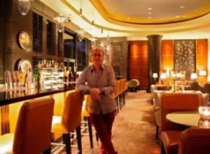 Javier de las Muelas abre el One-Ninety Bar & Terraza en el Four Seasons de Singapur
