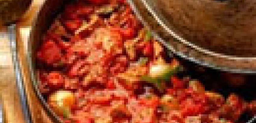 Goulash y Zinfandel, la pareja del momento