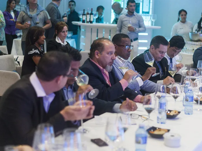 El jurado del concurso estuvo compuesto por destacados profesionales del gremio. Fotos/Fernando Medina