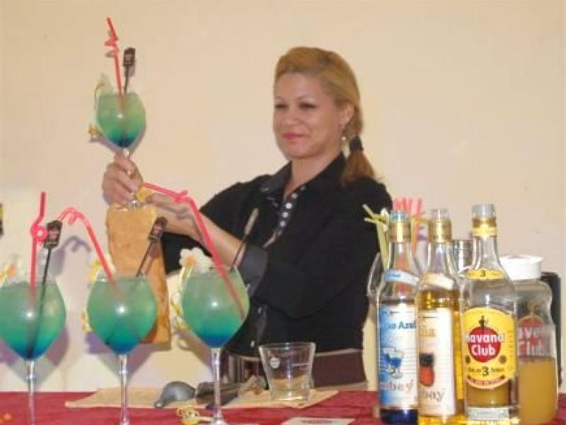 Cócteles cubanos Con Sabor a Mujer
