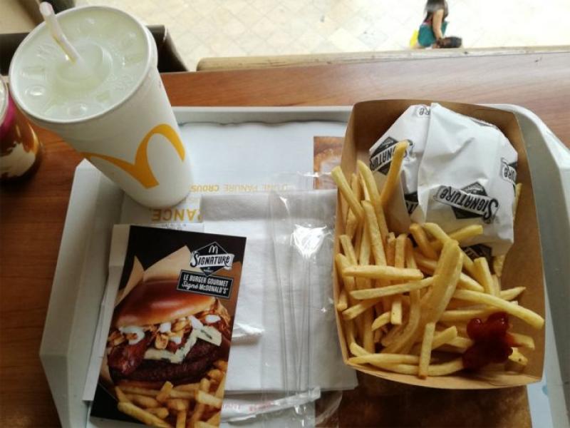 McDonald’s Francia introduce los cubiertos en sus restaurantes