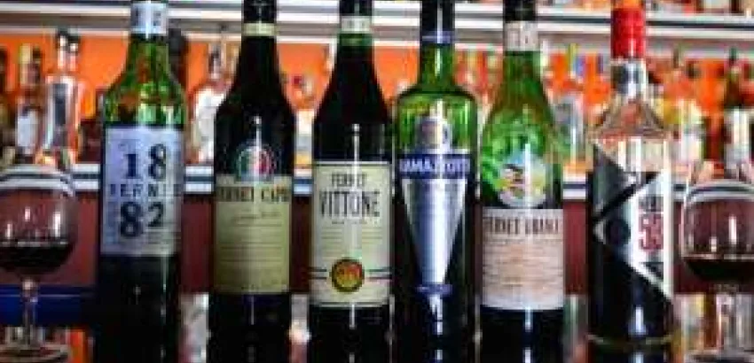 Con las catas de fernet los bartenders top reconvierten el clásico aperitivo Con las catas de fernet los bartenders top reconvierten el clásico aperitivo