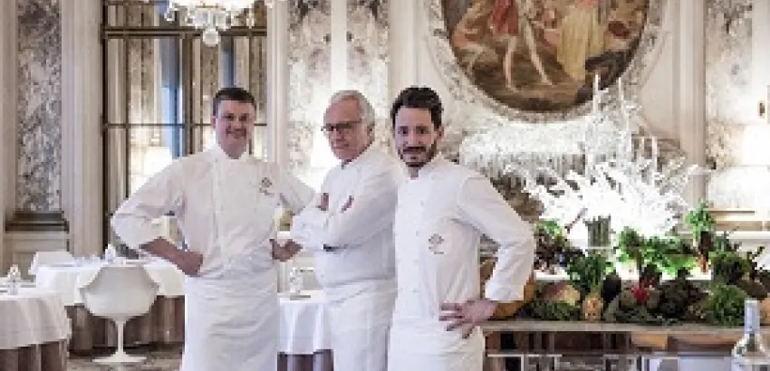 Ducasse enciende los fogones del Palacio de Versalles Ducasse enciende los fogones del Palacio de Versalles