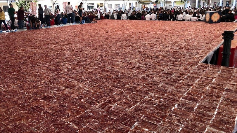 record guinness-plato-de-jamon-mas-grande-del-mundo