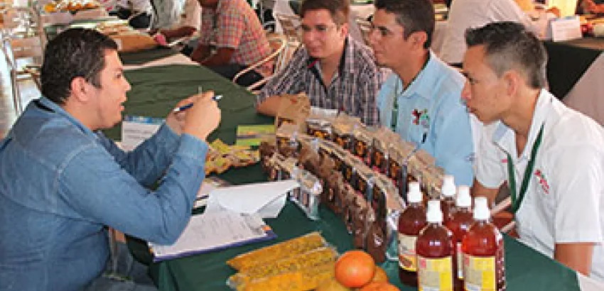 Productos agrícolas orgánicos resaltan en el II Agro Encuentro de Negocios Rurales Centroamericano Productos agrícolas orgánicos resaltan en el II Agro Encuentro de Negocios Rurales Centroamericano