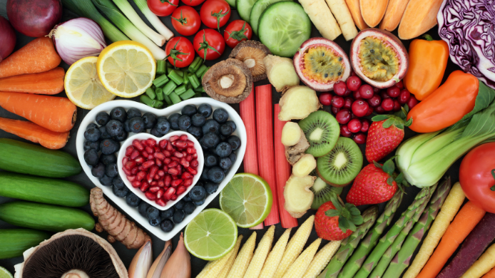 Los mejores alimentos para hacer frente a los excesos del verano