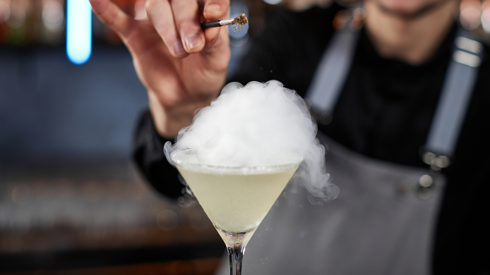 Humo en coctelería Humo en coctelería