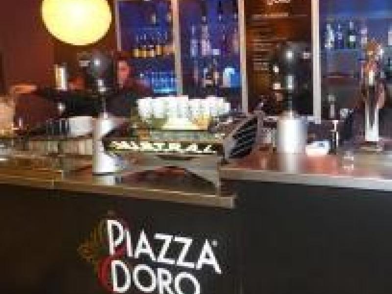 Piazza d'Oro pone los cinco sentidos en el mercado español 
