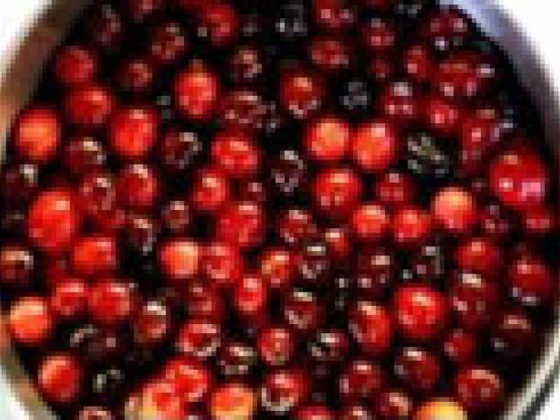 Aderezo fresco de moras y arándanos: un dúo que duplica el sabor y beneficia la salud.