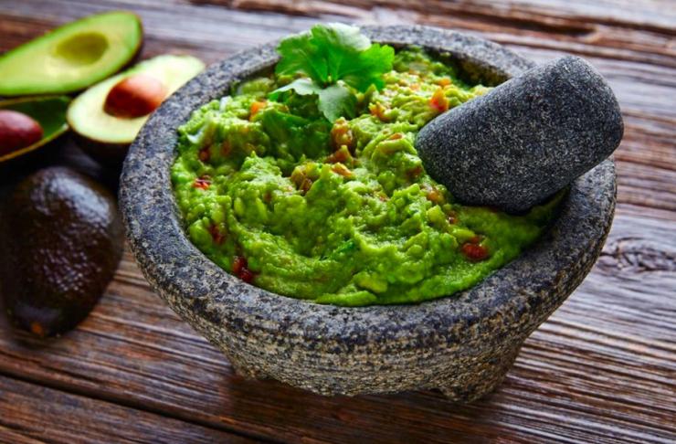 guacamole-dia-nacional-de-la-gastronomia-mexicana