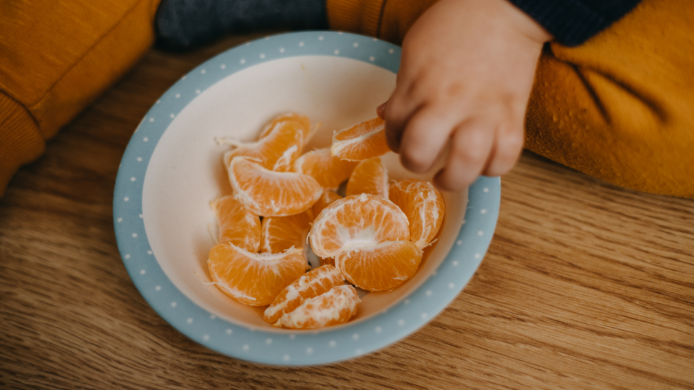 comer mandarina