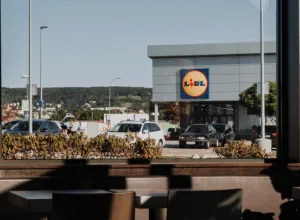pub en un supermercado