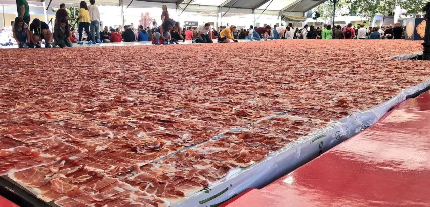 Record Guinness-plato-mas-grande-del-mundo