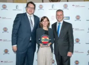 La Cata del Barrio de la Estación, premio a la Mejor Experiencia Enoturística 2016 en los IWC Awards Spa