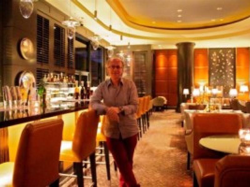 Javier de las Muelas abre el One-Ninety Bar & Terraza en el Four Seasons de Singapur