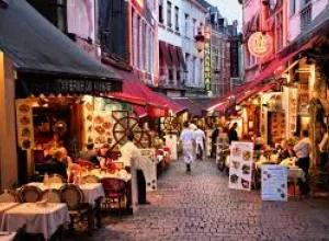 Un paseo por el arte, la gastronomía y la cerveza de seis ciudades flamencas