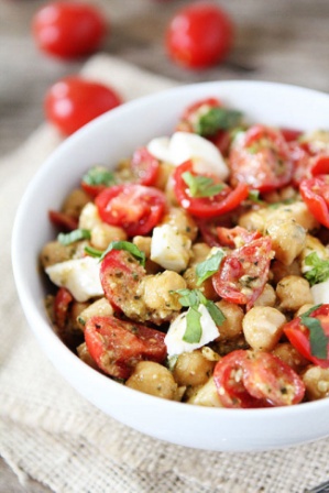 Diez ensaladas que demuestran que comer sano es muy sabroso