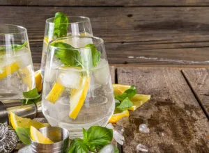 Limoncello Spritz