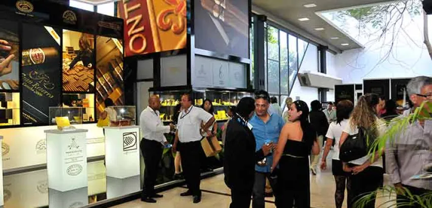 Entregan premios de la Feria Comercial del Festival del Habano Entregan premios de la Feria Comercial del Festival del Habano