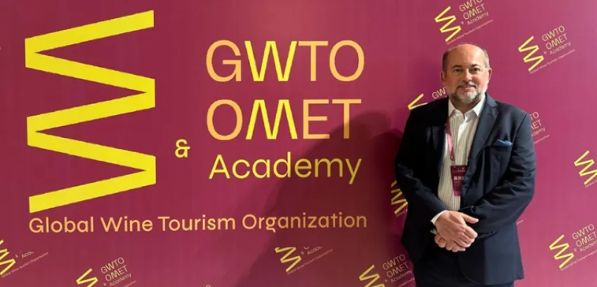 Pablo Asens habla del vino argetino en cumbre OMET 2025 vino argentino por Pablo Asens