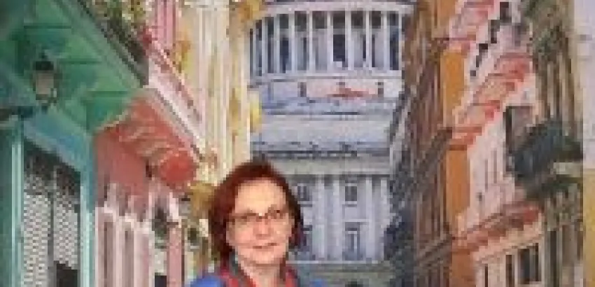 Directora de la Oficina de Turismo de Cuba investida miembro de la Cofradía Gastronómica Luso-Galicia Directora de la Oficina de Turismo de Cuba investida miembro de la Cofradía Gastronómica Luso-Galicia