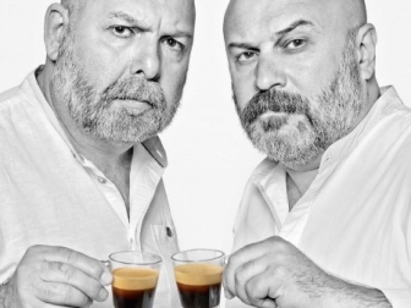“Un café con tu doble”: El alter ego de Nespresso
