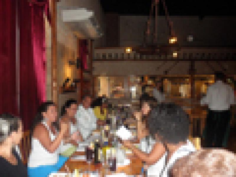 Cuba: Club de Mujeres del Vino navega por los sabores de España
