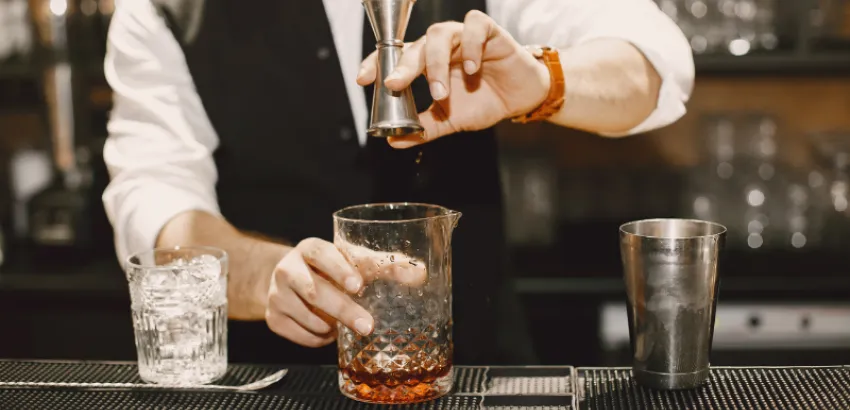 El Día del Bartender se celebra el 24 de febrero Día del Bartender