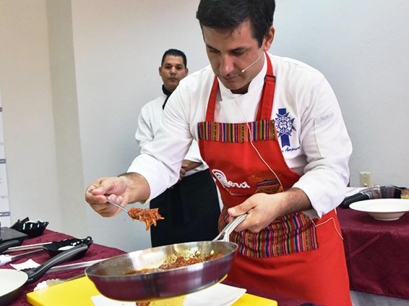 Gastronomía peruana en La Habana