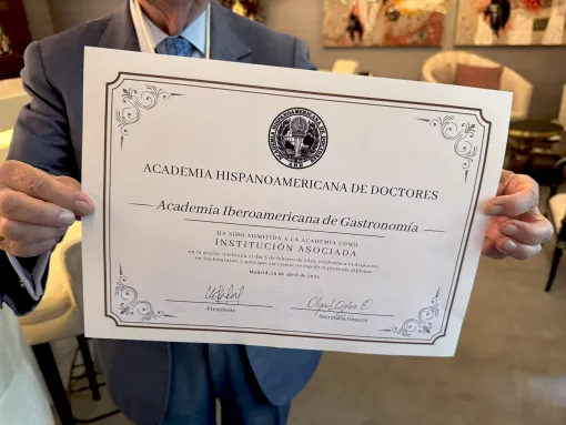 Rafael Anson Academia-Hispanoamericana Doctores