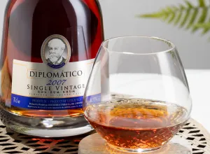 Single Vintage 2007-Ron-Diplomático
