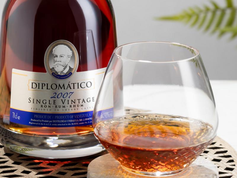 Single Vintage 2007-Ron-Diplomático